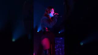 Emma Marrone - Trattengo il fiato