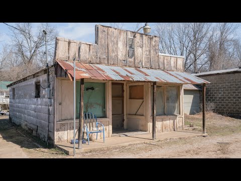Exploring an 1830s American Ghost Town I was warned about going to