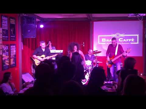 Noma Mamba Band live @ Bravo Caffè 07 february 2020 - Heavy Cross (Gossip cover)