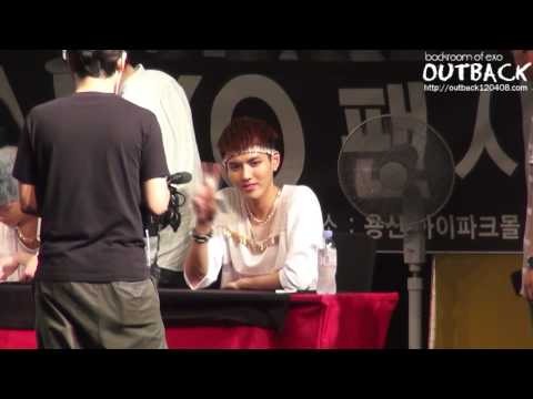 130613 EXO 용산팬사인회 - 크리스 (어글해요..실타그여..)