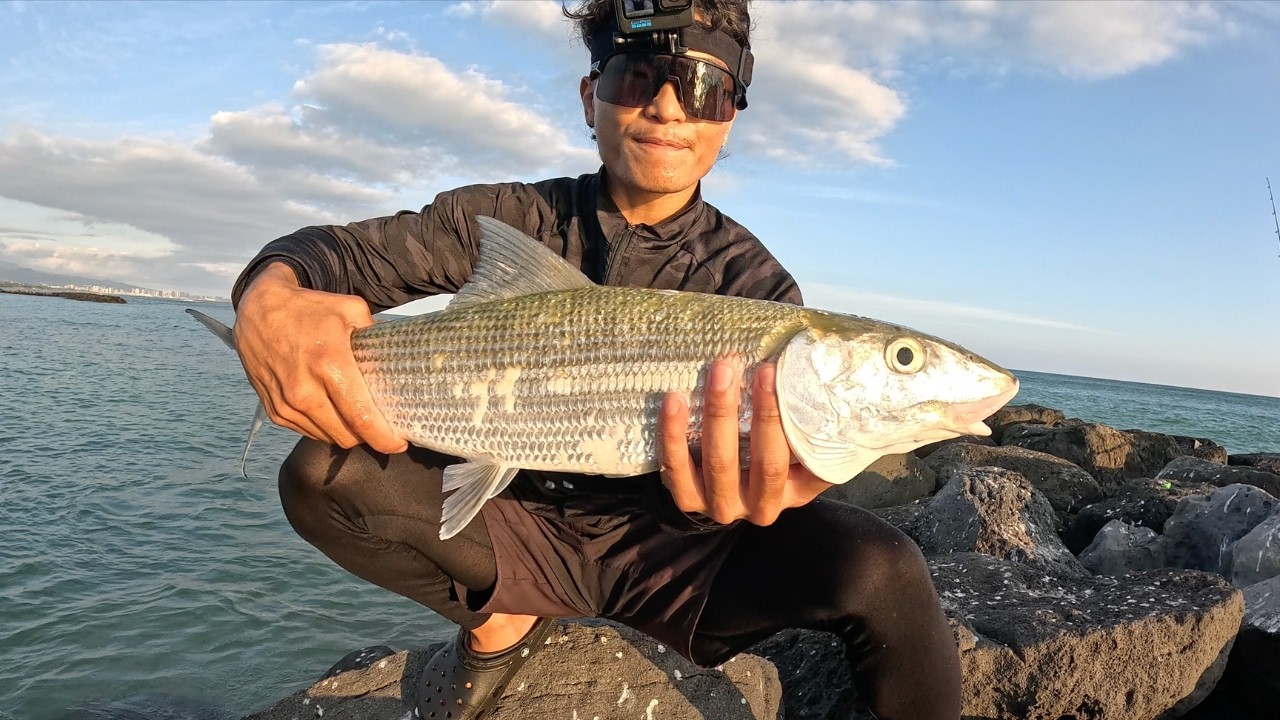 Hawaii Bonefish Catch & Cook… WAY Better Than Expected!