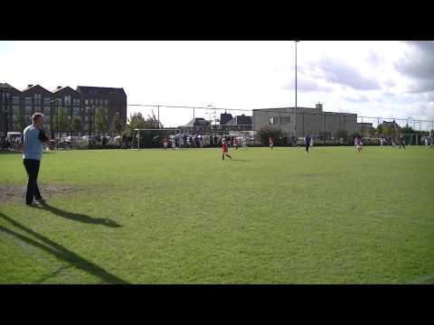 04 SC Woerden F1 - Sportlust F1 o.a.  1e corner voor SC Woerden F1