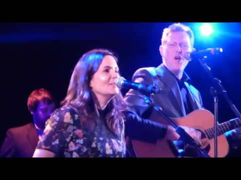 Lori McKenna and Robbie Fulks cover Loretta and Conway