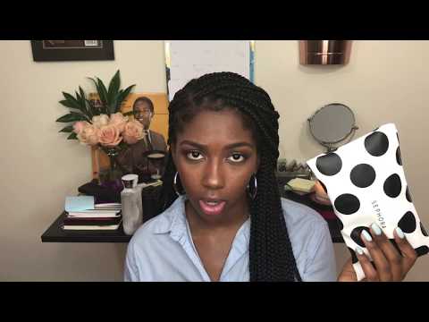 Whats In My Bag: Travel Necessities