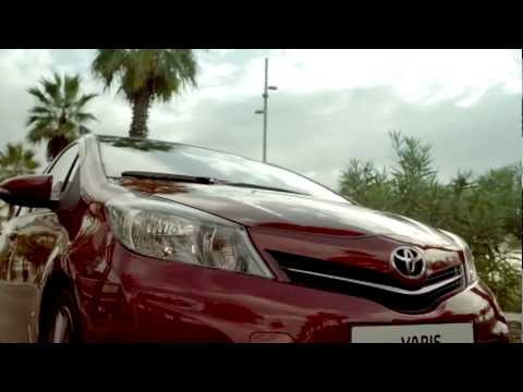 Nuova toyota yaris - video 2