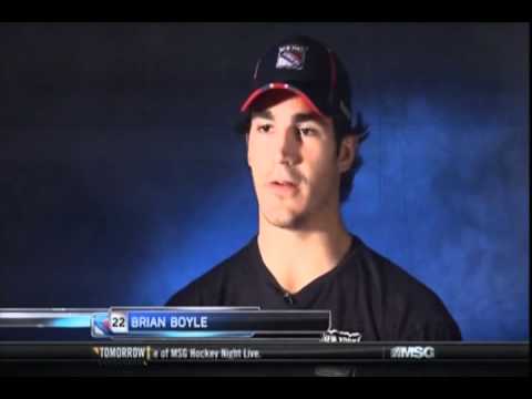 NYR players remember Derek Boogaard