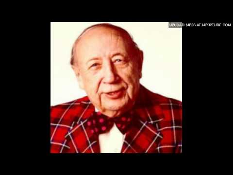 The Americans - Gordon Sinclair