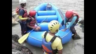preview picture of video 'Rafting at Trishuli River'