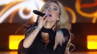 Download lagu Arash feat. Helena - Broken Angel - Live Performance mp3 Download lagu Arash feat. Helena - Broken Angel - Live Performance mp3