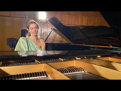 Axia Marinescu - Bartok: 6 Romanian Folk Dances