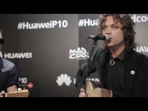 Los Zigarros en la presentación del partnership entre Huawei y Mad Cool