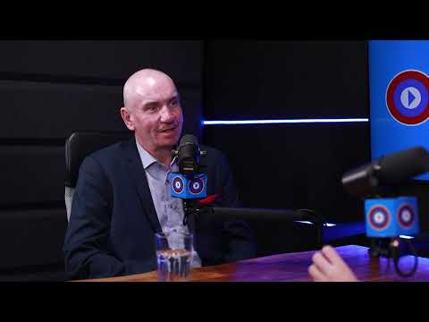 Badowski: niewyuczalny PiS nadal biega za kością, rzucaną przez PO