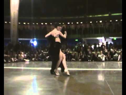 Neri Luciano Piliu & Yanina Quinones_tango1