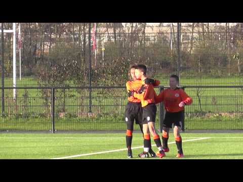 6 dec 2014 Nieuw Utrecht D1 - VV De Meern D3 com 1-3 Doelpunt Angelo (0-1)