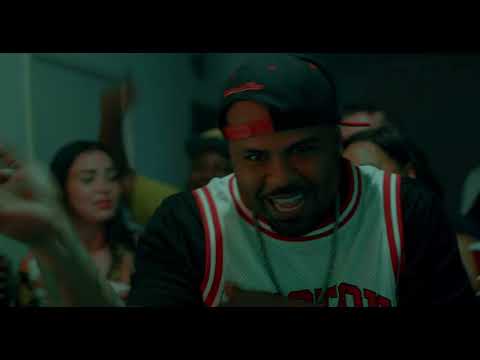 Bloody Jr x Vicho - MAMA MIA (Official Video)