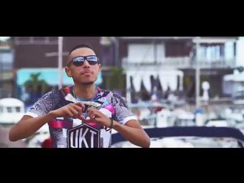 DYM prend mon main -4k-