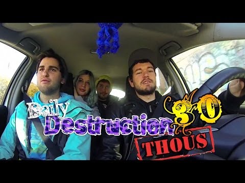 Daily Destruction Thous 30 - Friki's Life 9 día 2, Cosas Hipsters, intento de cocina y STRIKE!