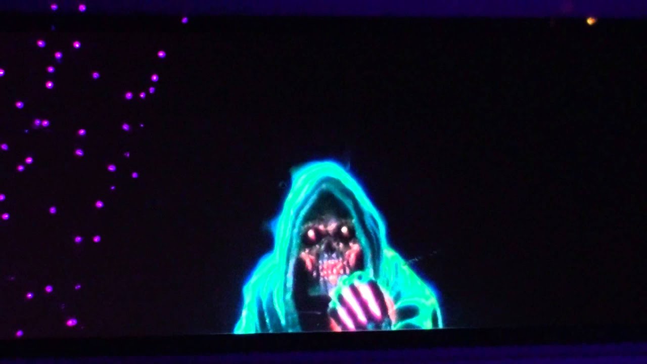 Halloween window Projection 2015 (AtmosFearFX Phantasms)