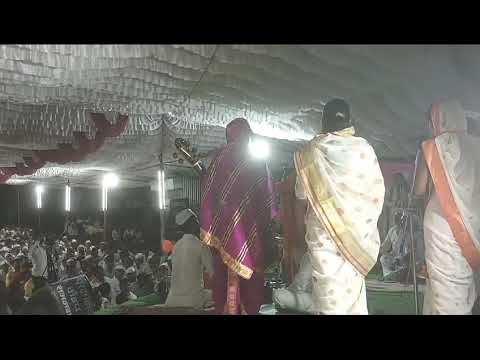 ओव्या गाऊनी स्वरात,दास जनीच्या घरात 🙏👌#गोड#गायन #अंजली ताई #वारकरीकीर्तनचाली #कीर्तन