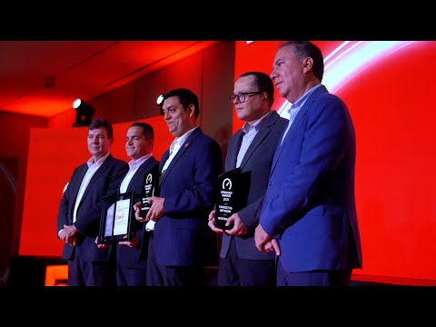 Claro recibe triple reconocimiento como la mejor red móvil de Guatemala