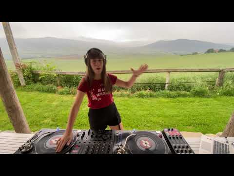 NURIAJUMP @ DEEJAYS LIVE (11- 07- 2021)