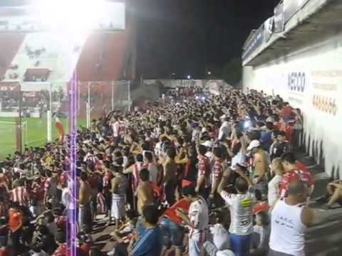 "Hinchada de INSTITUTO 0  Central Córdoba 0" Barra: Los Ranchos • Club: Instituto