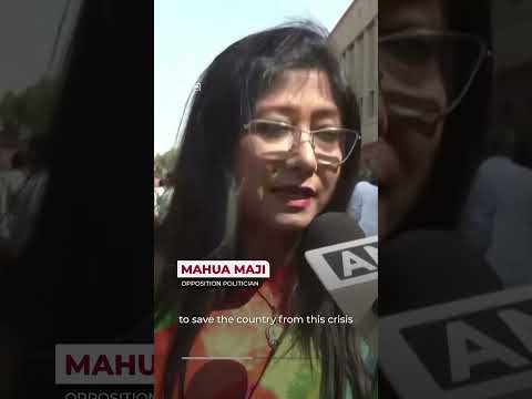 Protest in India over cooking gas crisis