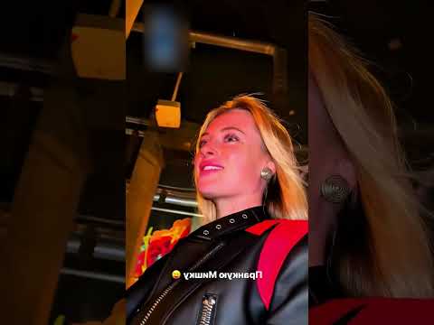Ангелина гордей в купальнике