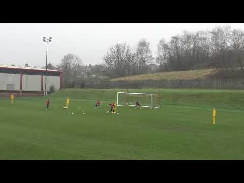 Barnsley F.C. | Goalkeeper Training | Dealing With Crosses
