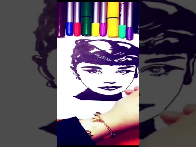 Vídeo relacionado con KUSTOM ART Cuadro de pared Serie Star del cine versión Pop Art Audrey Hepburn impresión sobre madera 23 x 23 cm
