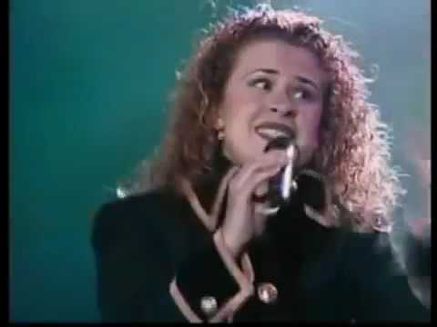 ANALY Y ANA GABRIEL  "Cosas del Amor"