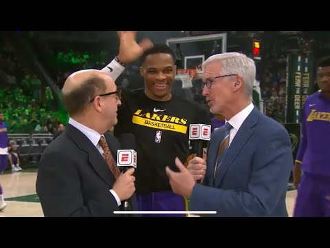 Russell Westbrook makes a random appearance with Jeff Van Gundy and Mike Breen pre-game 😂