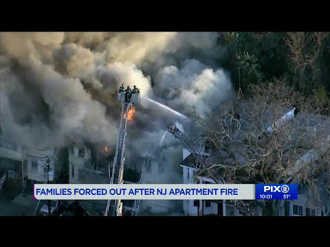 4-alarm Elizabeth, NJ fire sends smoke billowing into the sky, displaces families