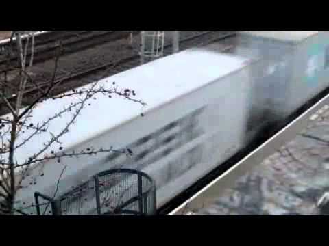 (HD) FreightLiner 86627 & 86610 Through Tamworth Low Level With an InterModal