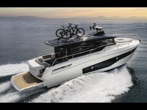 Luxury Yachts Cranchi Crossover T36 Luxury Trawler & Cruiser