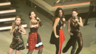 Capodanno 2011 Laura Pausini - Lady Marmalade