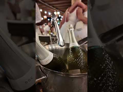 Prosecco at the White Party