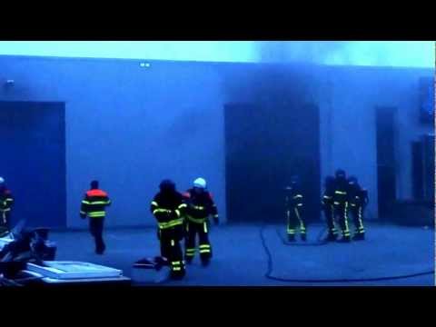 Middel brand industrie Ambachtsweg 7 Udenhout. 2013-02-12.