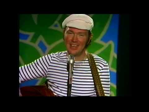 Makem and Clancy 1977 #107