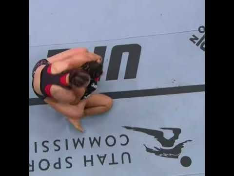 UFC  Woman's Fight #ufc #fightnight #fight #womansfight #trending