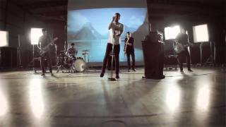 CYAN - Turistas Heridos ( videoclip oficial )