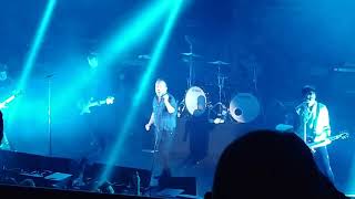 Gluecifer   &quot;Desolate city&quot;   Live Sentrum scene Oslo 3  nov 2018