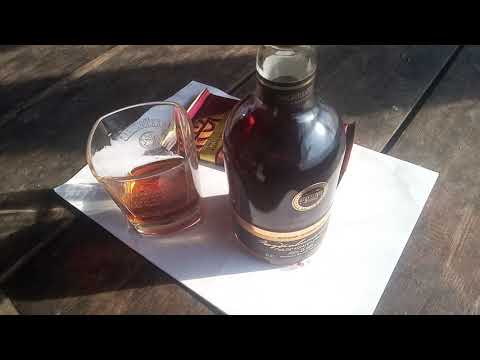 Коньяк армянский "праздничный". Дегустация. Оценка вкуса.