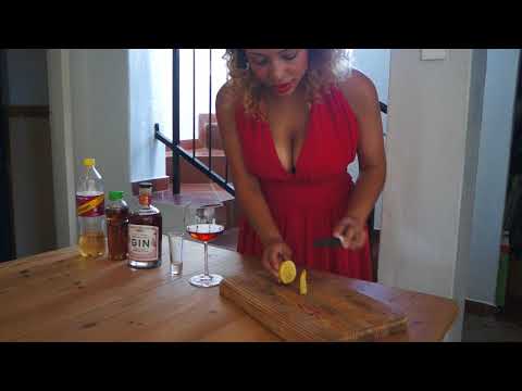 download lagu mp3 mp4 Cape Town Gin Rooibos, download lagu Cape Town Gin Rooibos gratis, unduh video klip Cape Town Gin Rooibos