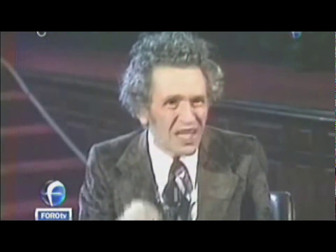 ¿Qué es la poesía? En cierta calle hay cierta firme puerta