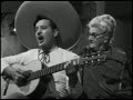 Pedro infante , también de dolor se canta aunque llorar no se npuede