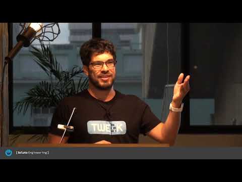 CRDs (Custom Resource Definitions) as application building blocks [Hebrew]