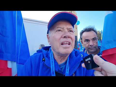 Vincenzo Renda (Uilm) parla di Beko Siena alla manifestazione a Firenze
