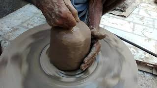 preview picture of video 'Indian culture Punjab's pottery part 1(chakri ,ਝੱਕਰੀ)'