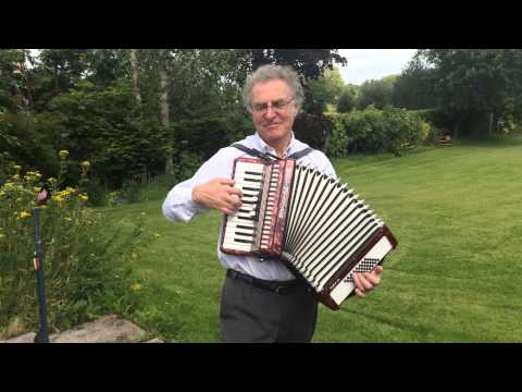 Weltmeister Perle 48 Accordion - Played by Alex Murphy.